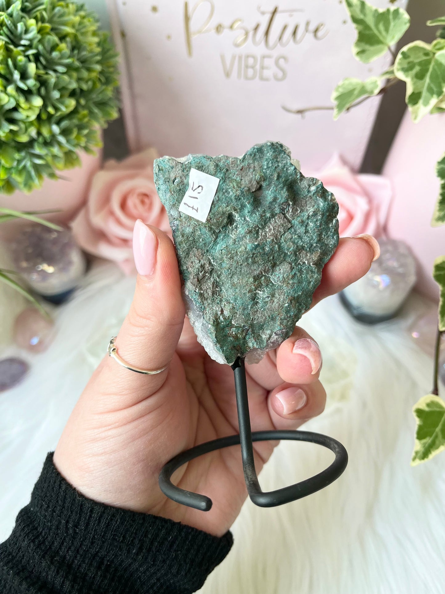 Amethyst Aura Stand C
