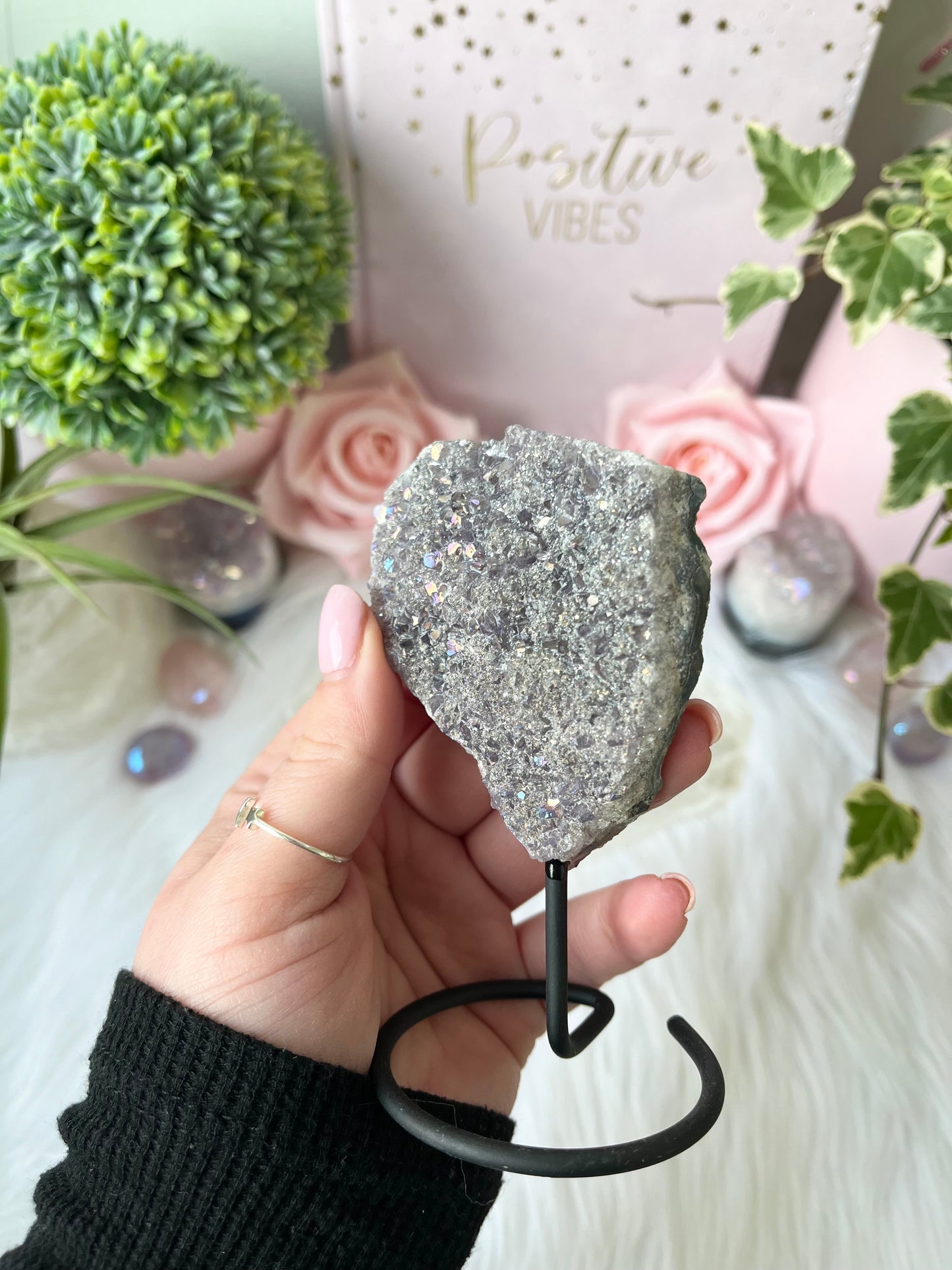 Amethyst Aura Stand A