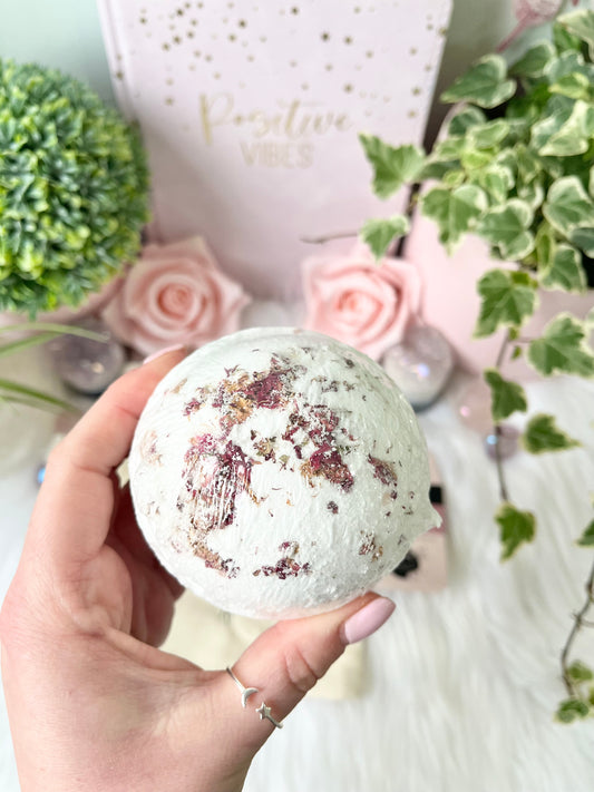 “Love” Herbal Ylang Ylang Bath Bomb