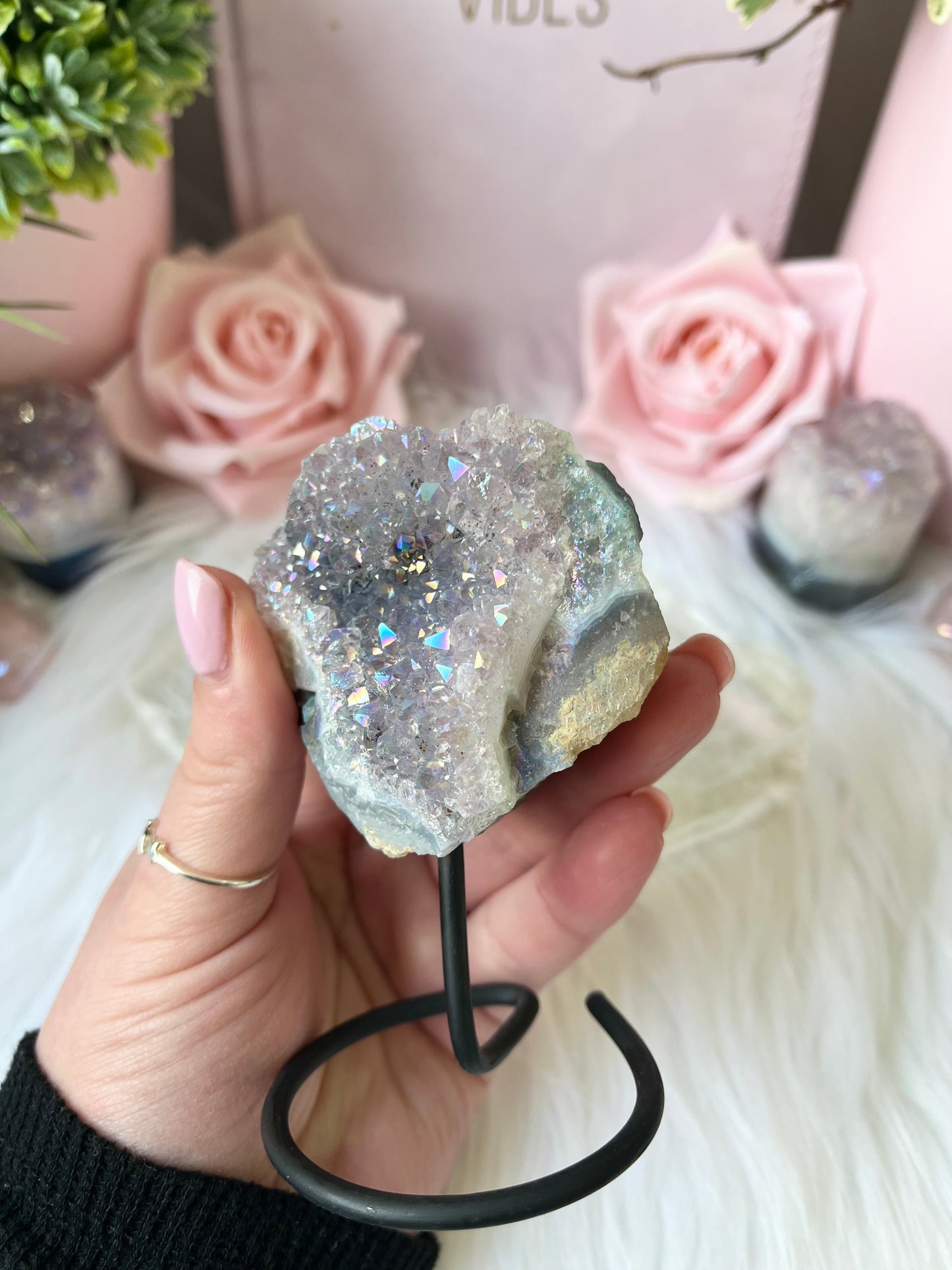 Amethyst Aura Stand B
