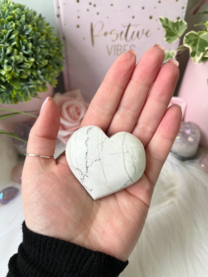Howlite Heart
