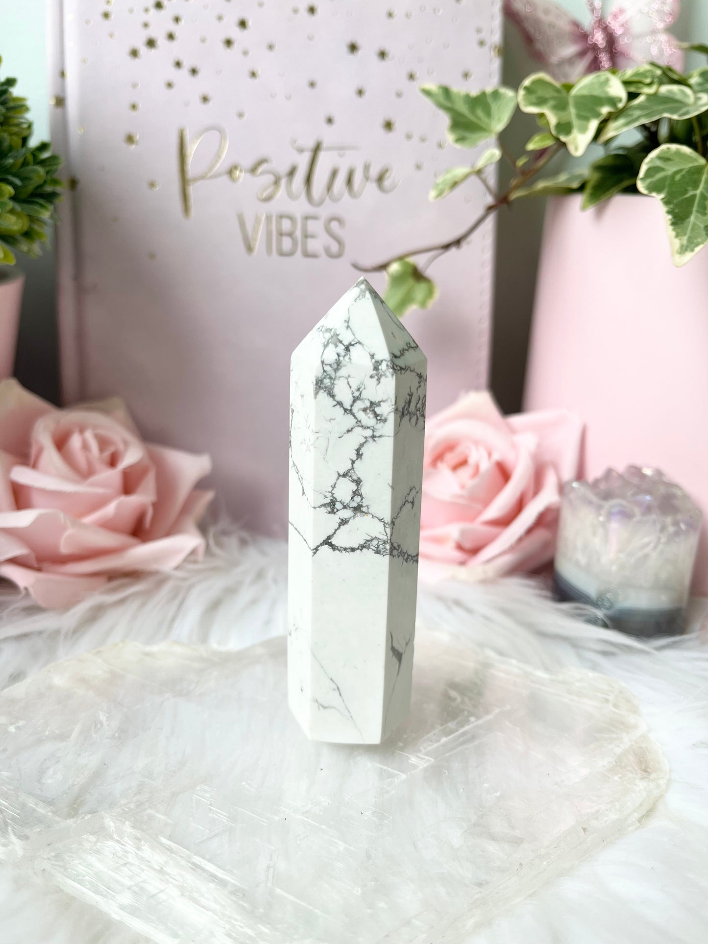 Howlite Tower
